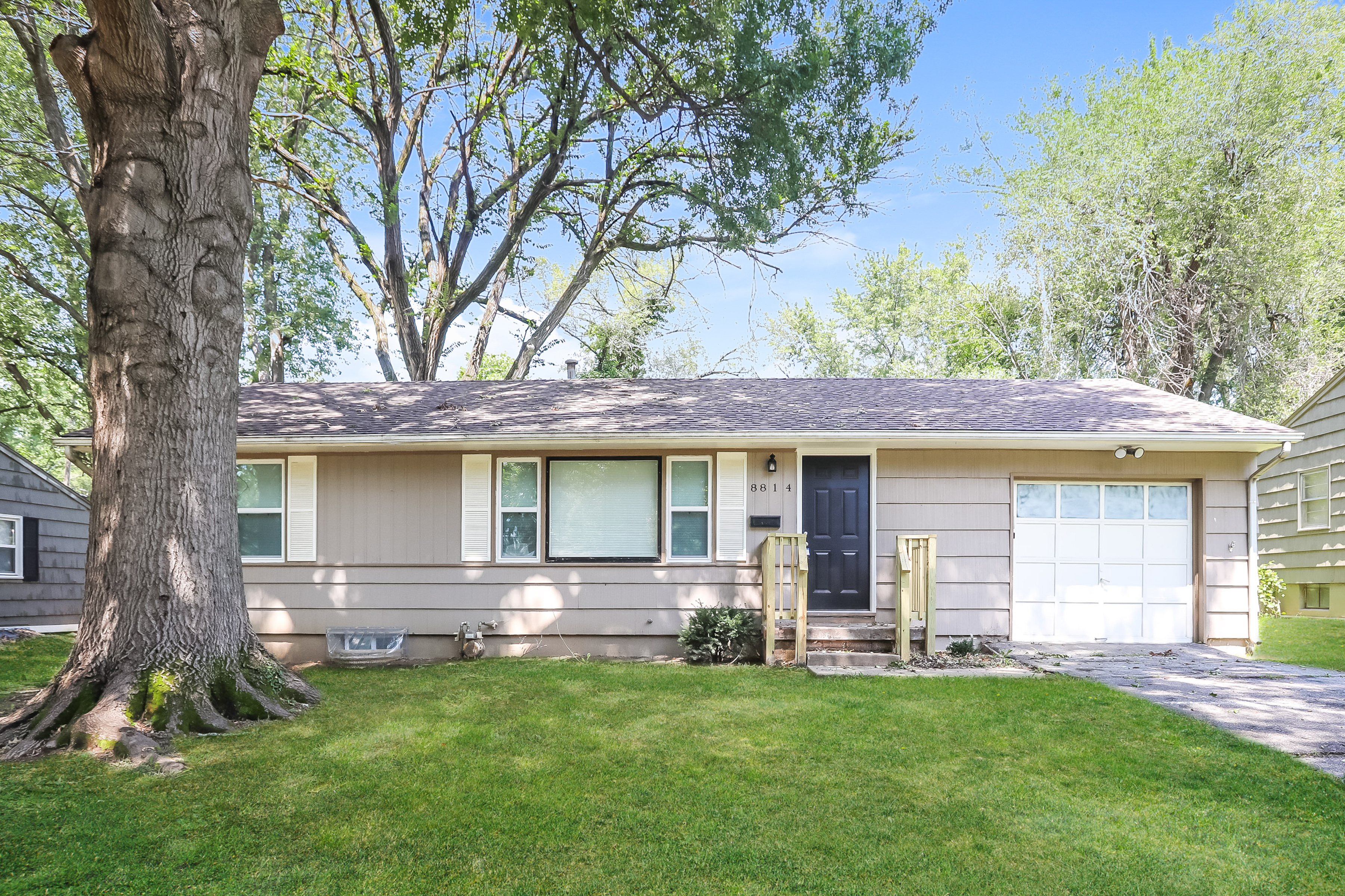 8814 E 86th Street RAYTOWN, MO 64138